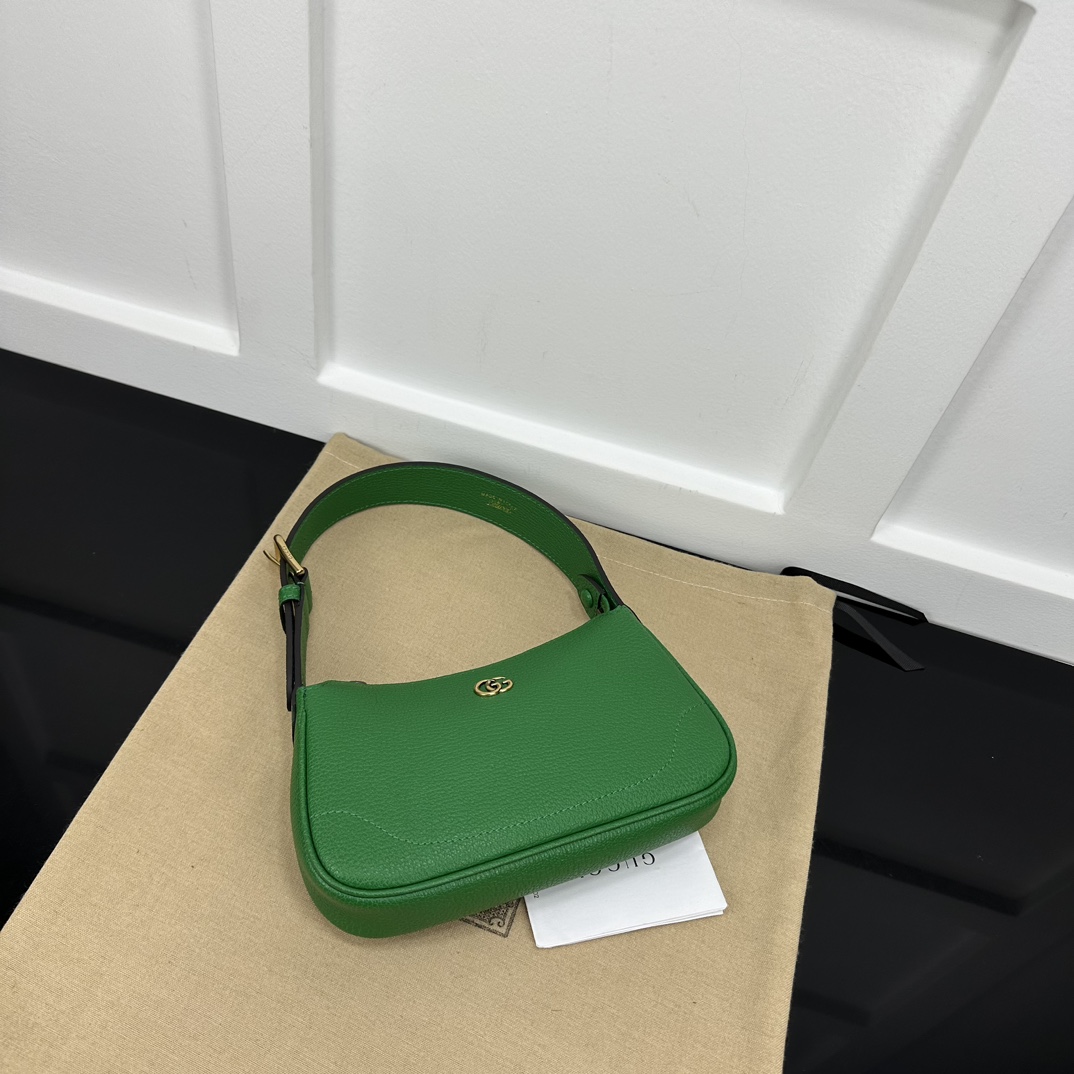 Gucci Hobo Bags